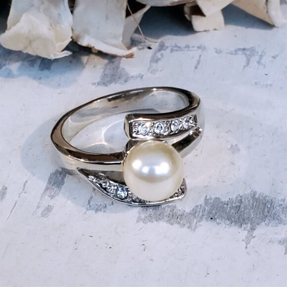 Silver Platinum Plated Austrian Crystal and Pink Cultured Pearl Ring Size 8 - Picture 6 of 8